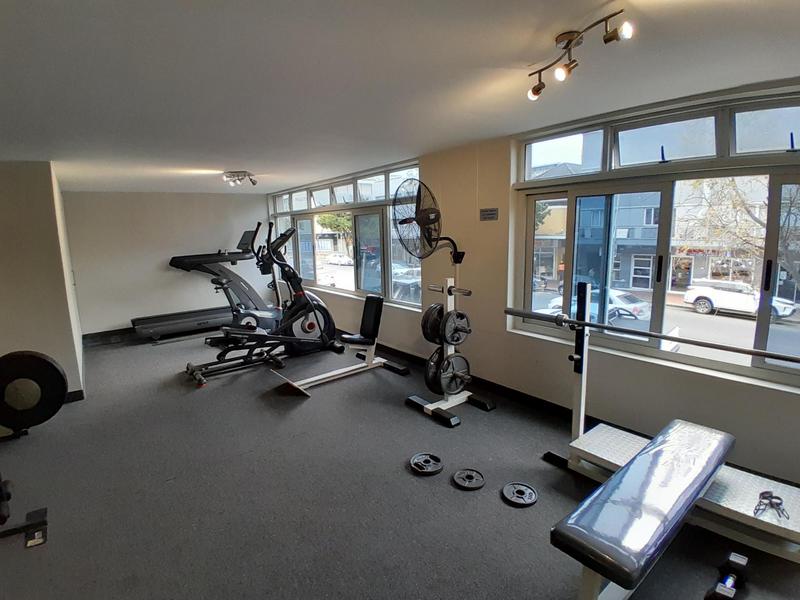 To Let 2 Bedroom Property for Rent in Sea Point Western Cape